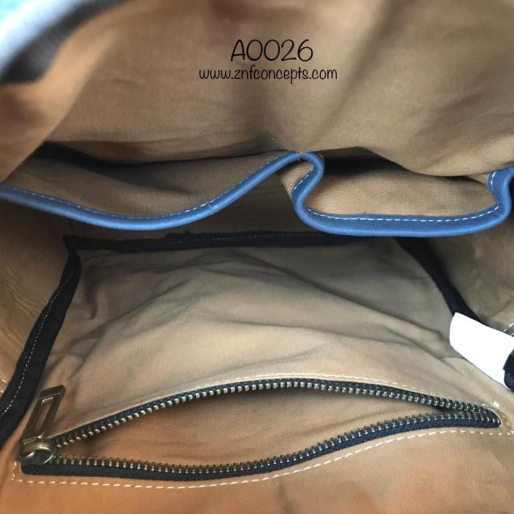 Backpack, Full grain Leather - Picture 8 of 9